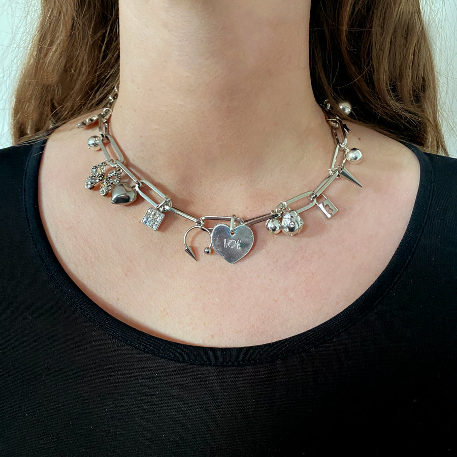 Collier Love hangover