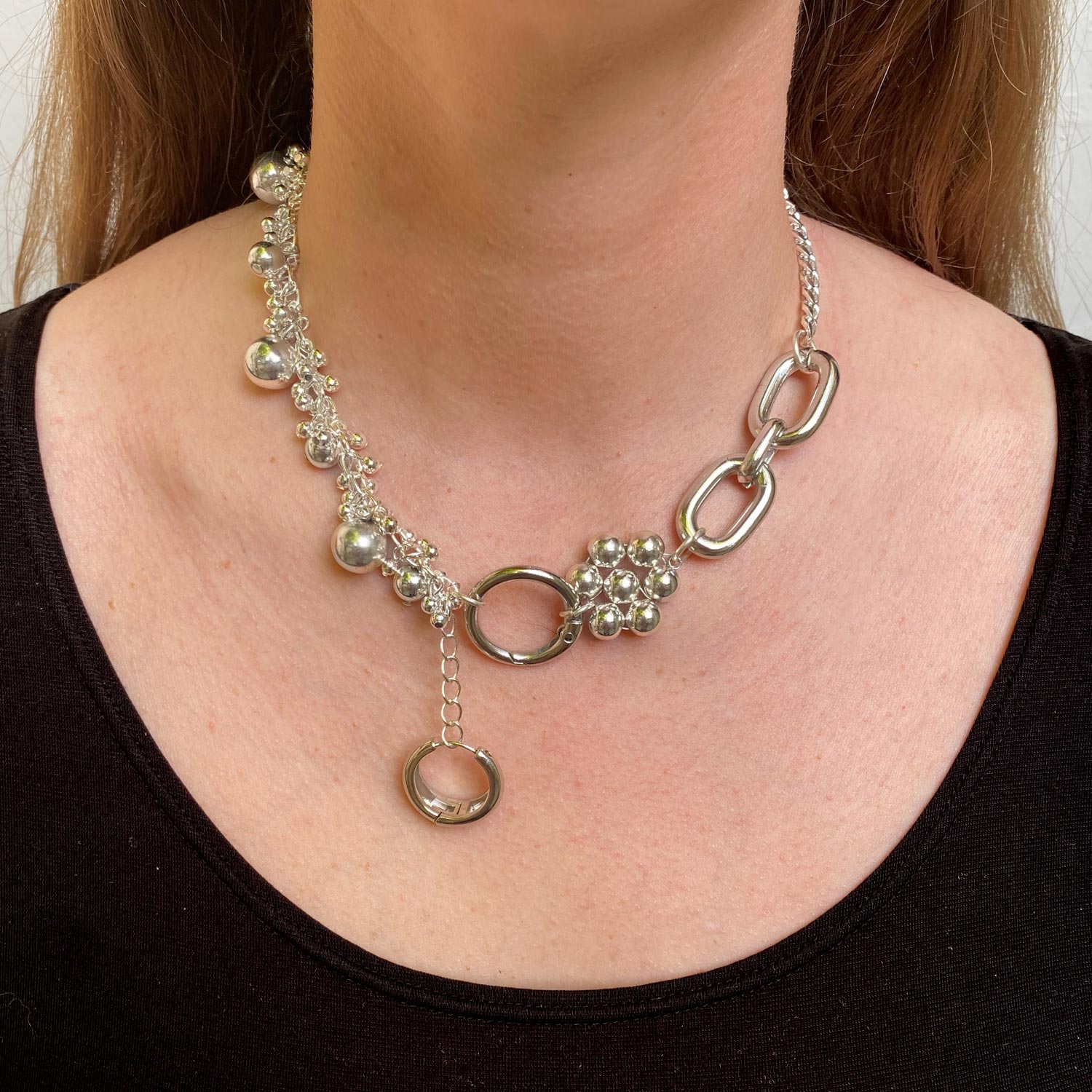Milky tone necklace 